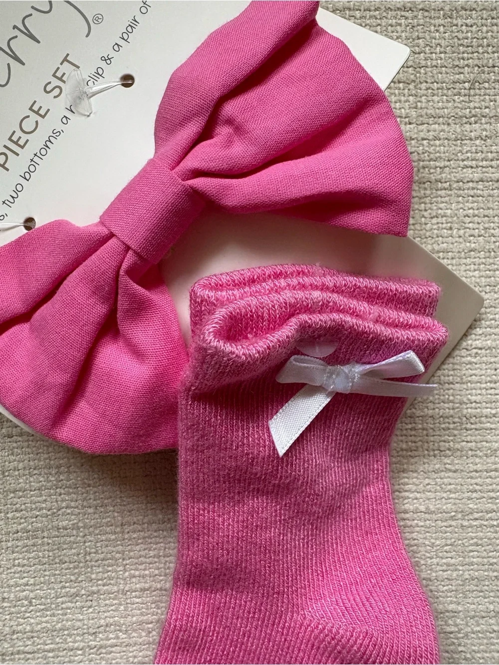 Milkberry Girls' Hot Pink Bow Clip & Socks Set